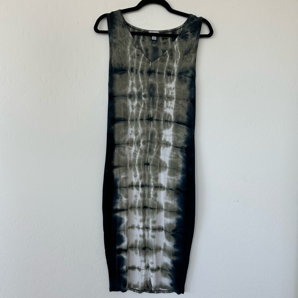 Belle Sky Navy Blue Green Tie Dye Slouchy Jersey Knit Cut Out Back Midi Dress